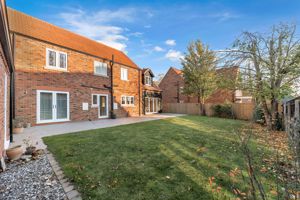 Photo 11- click for photo gallery